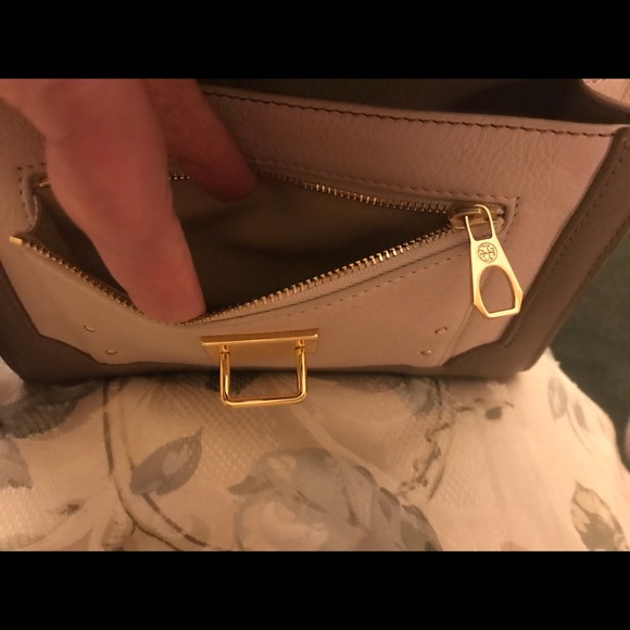 Tory Burch 797 Clutch - Picture 7 of 9